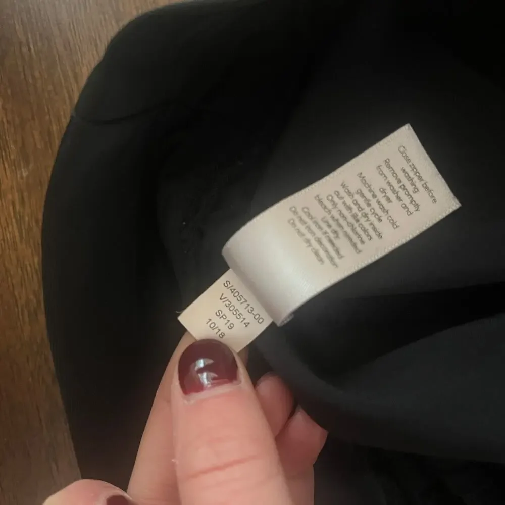 Athleta Sutton Cargo Jogger Pants Black Size 10 - Picture 8 of 8